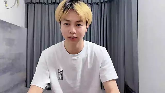 Snapshot of hafabva chatting on 07/09/26, 01:04 hafabva online show from 07/09/26, 01:04