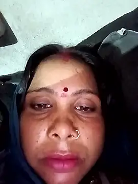 Snapshot of Shreya_pandit chatting on 01/08/26, 11:18 Shreya pandit online show from 01/08/26, 11:18