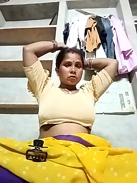 Shreya pandit online show from 04/16/26, 04:52