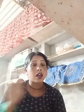 Snapshot of Shreya_pandit chatting on 05/20/26, 12:11 Shreya pandit online show from 05/20/26, 12:11