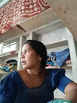 Snapshot of Shreya_pandit chatting on 05/30/26, 06:43 Shreya pandit online show from 05/30/26, 06:43