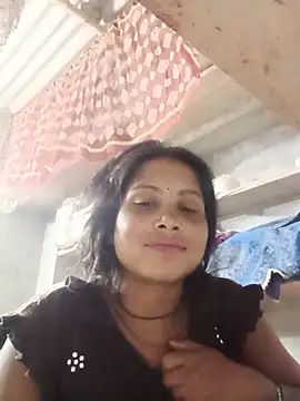 Snapshot of Shreya_pandit chatting on 05/31/26, 10:55 Shreya pandit online show from 05/31/26, 10:55