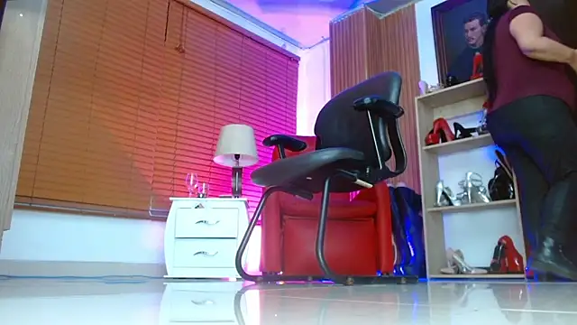 paola xm online show from 03/14/26, 10:10