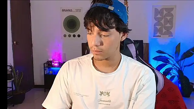 CrisotpherMoretti online show from 01/08/26, 05:37