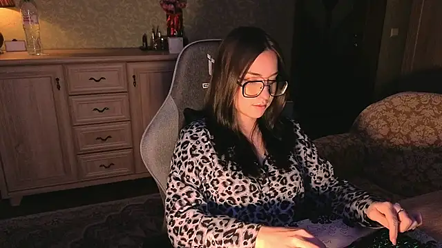 AnneAverry online show from 03/02/26, 07:48