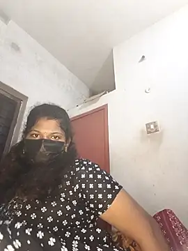 Snapshot of tamilsaisree chatting on 04/23/26, 05:37 tamilsaisree online show from 04/23/26, 05:37