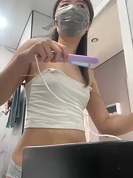 Sarah2127 online show from 05/18/26, 11:49