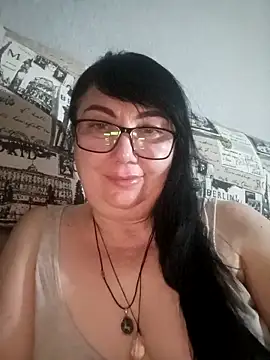 MariSwan222 online show from 04/15/26, 09:04