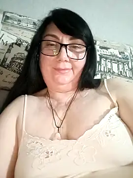 Snapshot of MariSwan222 chatting on 04/30/26, 05:08 MariSwan222 online show from 04/30/26, 05:08
