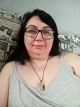 Snapshot of MariSwan222 chatting on 05/18/26, 06:41 MariSwan222 online show from 05/18/26, 06:41