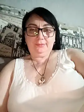 Snapshot of MariSwan222 chatting on 05/20/26, 08:26 MariSwan222 online show from 05/20/26, 08:26