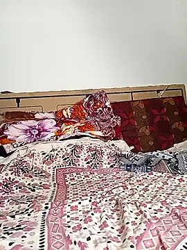 Snapshot of vickitelugu69 chatting on 12/20/25, 09:38 vickitelugu69 online show from 12/20/25, 09:38