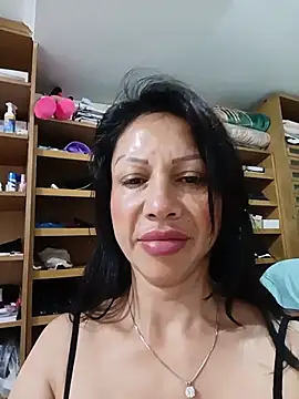 Snapshot of Grace_Velvet chatting on 07/13/26, 08:28 Grace Velvet online show from 07/13/26, 08:28