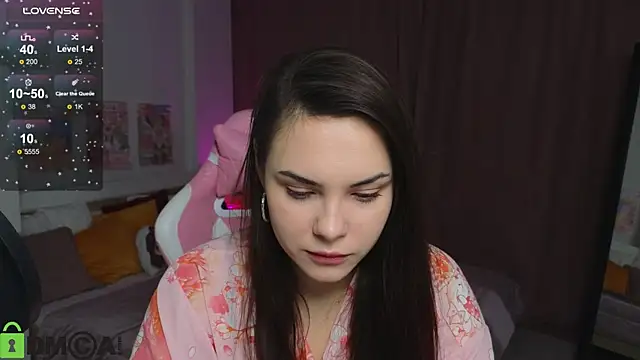 Morana 01 online show from 12/16/25, 03:17