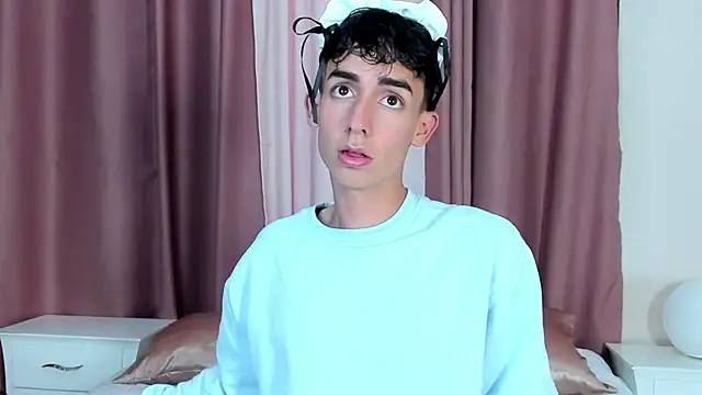 starboyy 77 online show from 12/22/25, 01:19