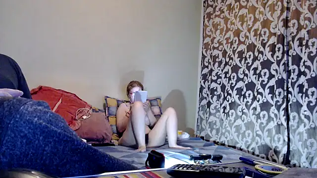 yunis32 online show from 03/11/25, 05:24