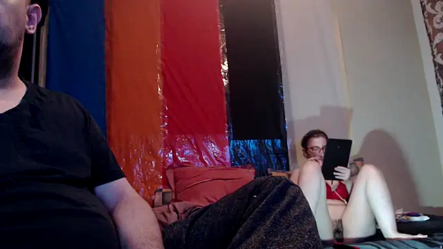 yunis32 online show from 01/14/26, 07:19