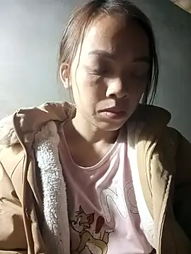 Snapshot of Andrea-688 chatting on 01/11/26, 03:22 Andrea-688 online show from 01/11/26, 03:22