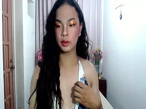 Shaneloveme online show from 12/17/25, 07:31