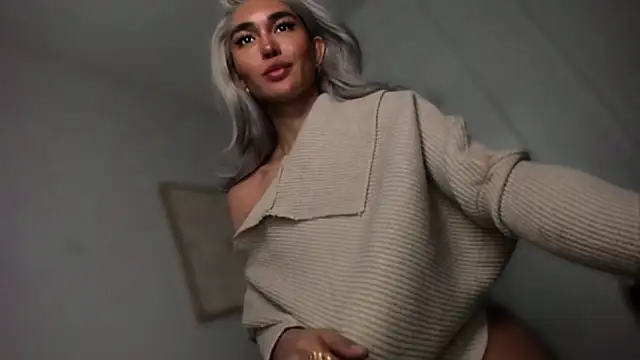 Snapshot of mxshemale_ladyboy chatting on 02/07/26, 04:54 mxshemale ladyboy online show from 02/07/26, 04:54