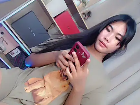 Snapshot of MIASEX980271 chatting on 05/30/26, 12:13 MIASEX980271 online show from 05/30/26, 12:13
