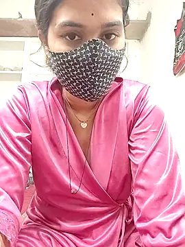 Cut madhuri online show from 04/12/26, 04:23