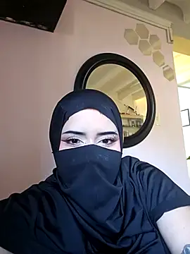 Snapshot of Dalia_Reem chatting on 12/21/25, 02:24 Dalia Reem online show from 12/21/25, 02:24