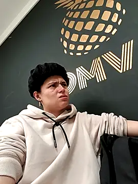 Snapshot of MapeDiamond chatting on 01/10/26, 12:51 MapeDiamond online show from 01/10/26, 12:51