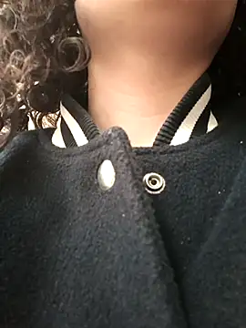 Snapshot of MapeDiamond chatting on 01/15/26, 12:54 MapeDiamond online show from 01/15/26, 12:54