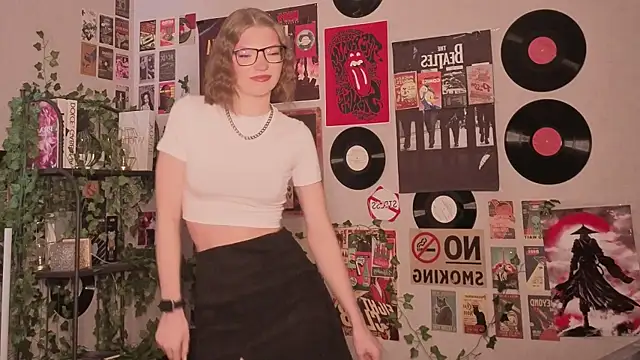 JeaneneWoltz online show from 01/11/26, 09:03