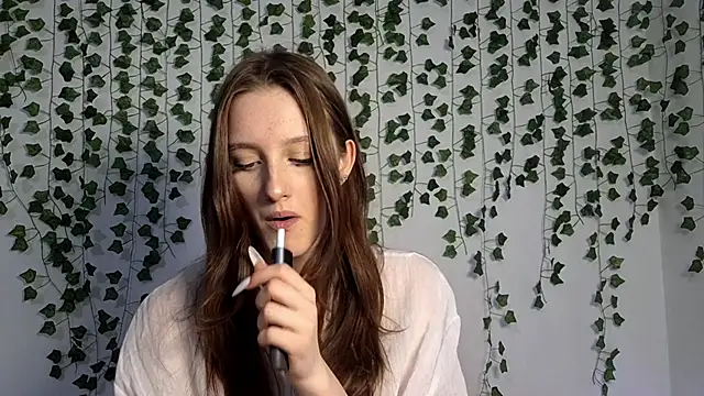 LisaBoddy online show from 02/06/26, 01:03