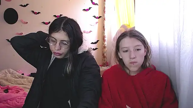 Briar y Blair online show from 01/16/26, 04:55