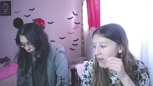 Briar y Blair online show from 03/23/26, 03:49