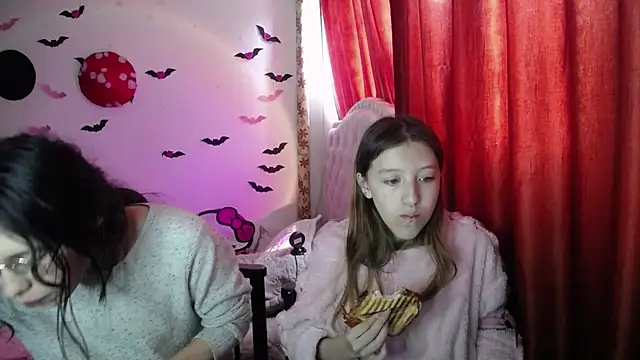 Briar y Blair online show from 04/09/26, 04:56