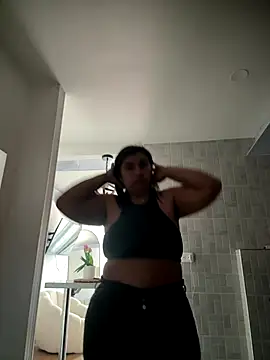 sophie-honey online show from 12/17/25, 02:01