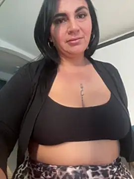 sophie-honey online show from 02/09/26, 03:38