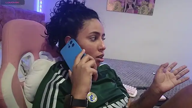 Snapshot of Valery__lovex chatting on 02/23/26, 10:34 Valery lovex online show from 02/23/26, 10:34