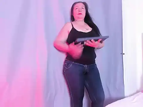 Samanrtha17 online show from 01/07/26, 06:43