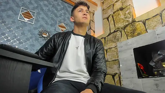 Snapshot of Ethan_Waalker chatting on 01/07/26, 03:31 Ethan Waalker online show from 01/07/26, 03:31