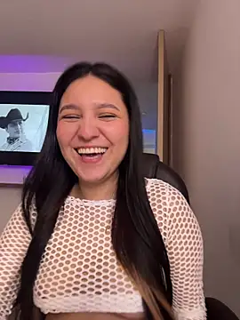 Camila sanchez25 online show from 04/09/26, 07:41