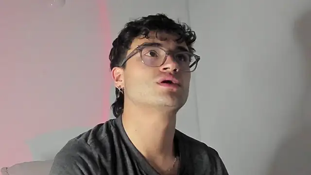 charlie dicker online show from 02/03/26, 01:04