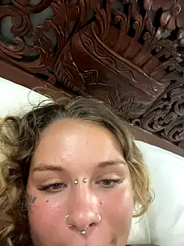 lena vandal online show from 01/06/26, 07:39