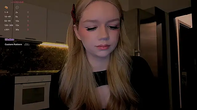 Snapshot of my_liss chatting on 02/14/26, 08:27 my liss online show from 02/14/26, 08:27