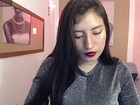 Kendrra luvv2 online show from 12/22/25, 01:30