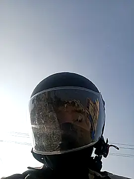 bnglrboy0886 online show from 12/23/25, 10:02