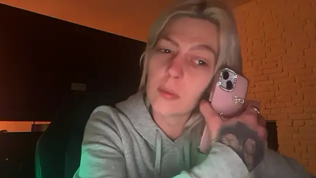 Melina Diamond online show from 01/06/26, 03:32