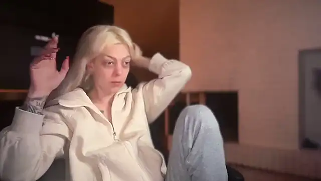 Melina Diamond online show from 01/13/26, 04:29