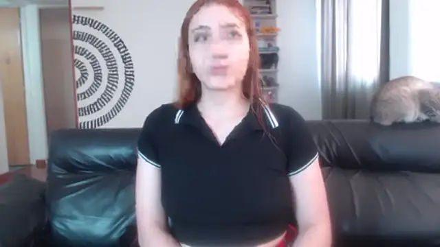 Snapshot of BeautyYoungblond chatting on 05/25/26, 07:31 BeautyYoungblond online show from 05/25/26, 07:31