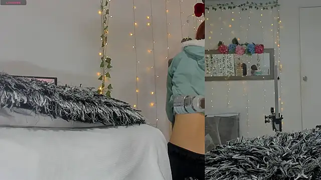 Sweet  Little   online show from 01/13/26, 12:38