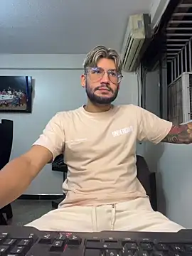 thedragonboyxxx online show from 03/25/26, 03:12